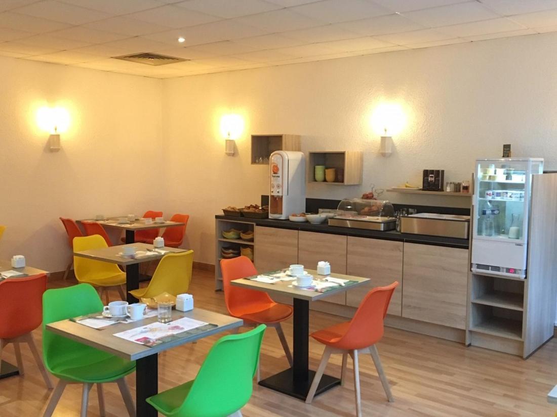 Le Progres Hotel 3*