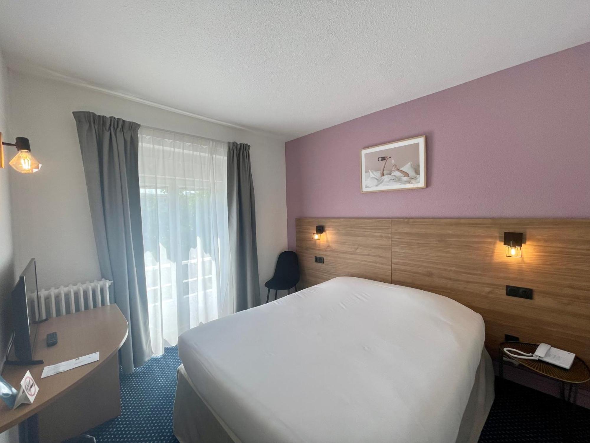 Le Progres Hotel 3*