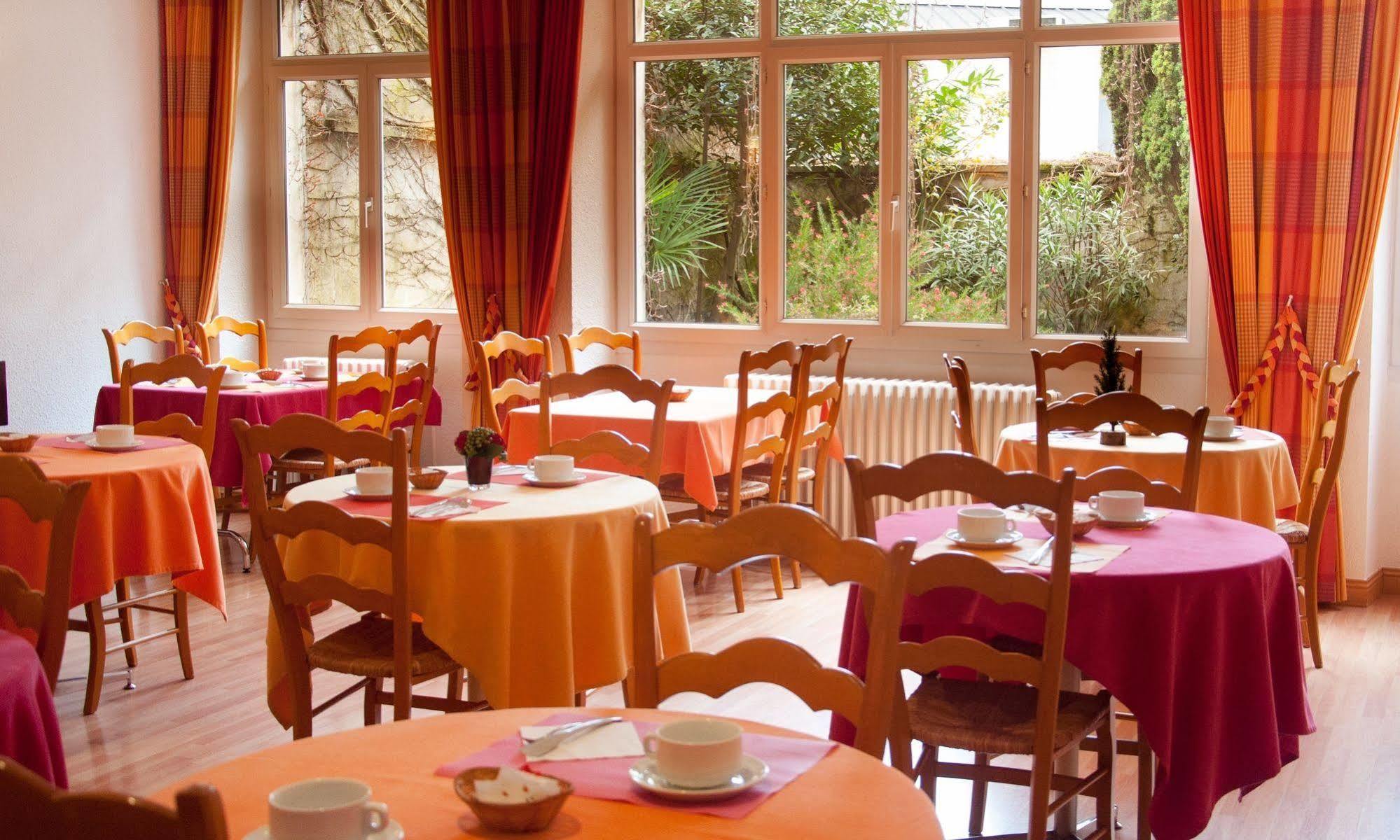 Hotel Le Progres 3*