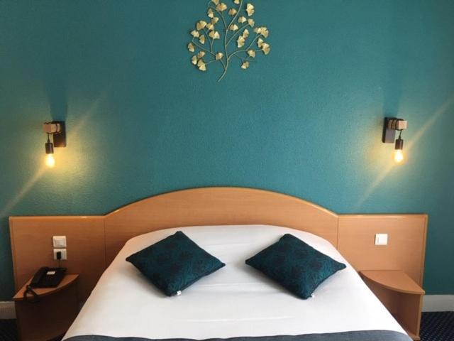 Le Progres Hotel