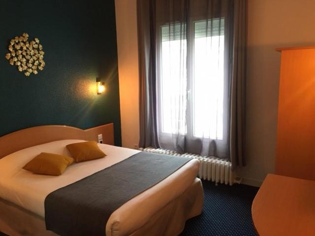Le Progres Hotel 3*